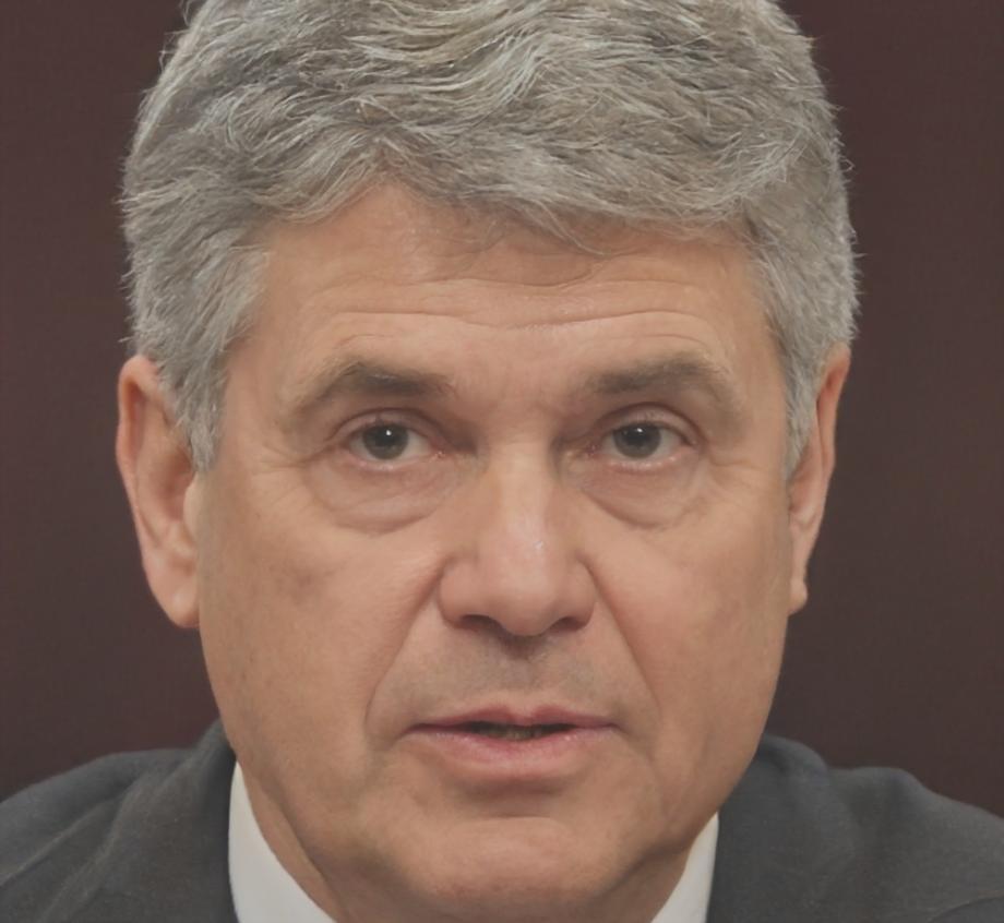 Ritratto di Simone Battaglia